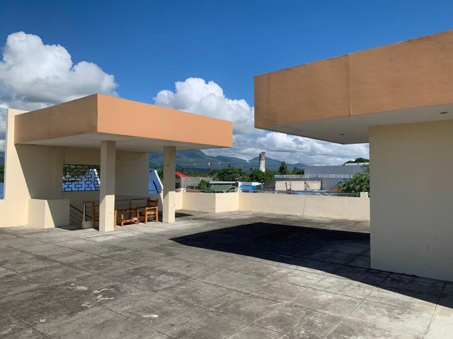 Lee'S Apartment Dumaguete City Exterior photo